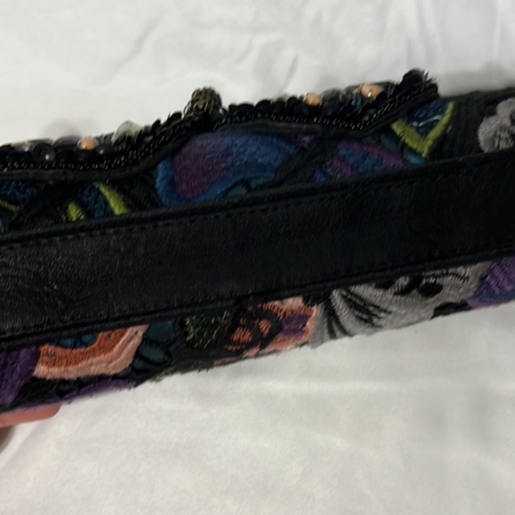 Mary Frances Butterfly Clutch/Crossbody Handbag - Picture 7 of 10